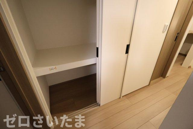 《仲介手数料無料》南区大字太田窪2405新築一戸建ての収納