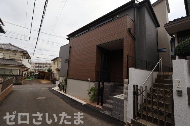 《仲介手数料無料》南区大字太田窪2405新築一戸建ての外観