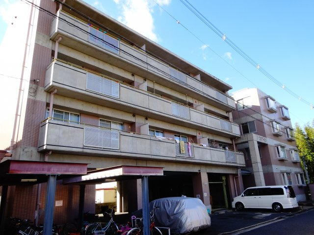 U・COURT 101の外観