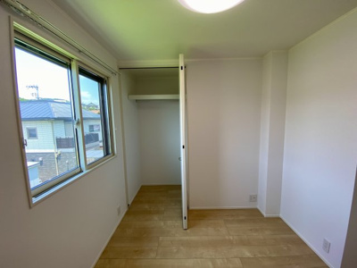 【洋室】 | ルミエール重根