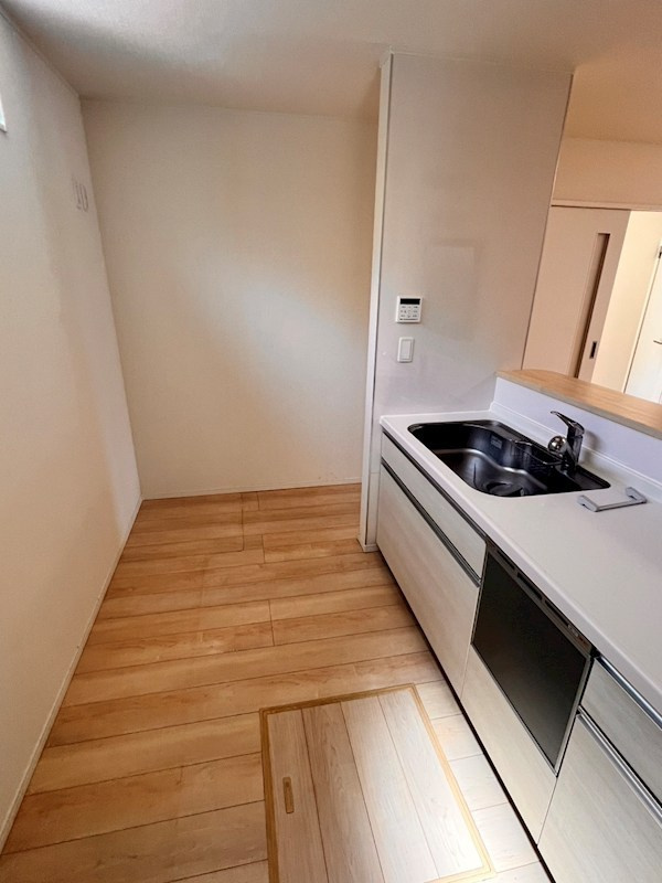 【中古戸建】向日市物集女町北ノ口「洛西口駅」3LDKの内装