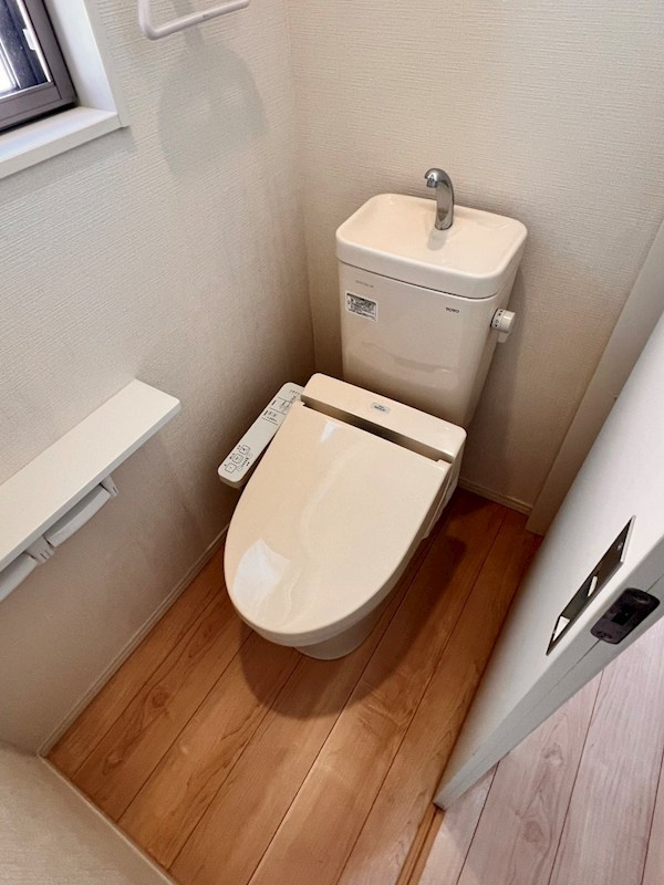 【中古戸建】向日市物集女町北ノ口「洛西口駅」3LDKのトイレ