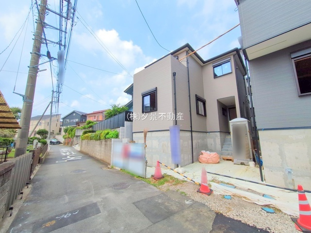 《仲介手数料無料》南区大字太田窪2405(B号棟)新築一戸建て