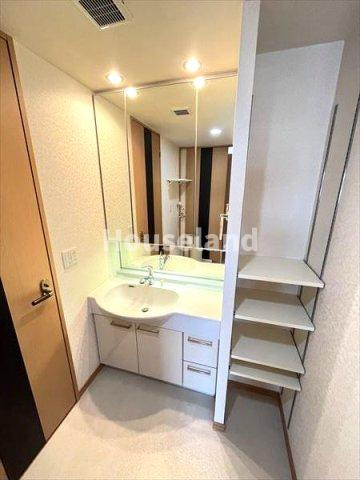 ユニ・アルス吹上プレジオの洗面所