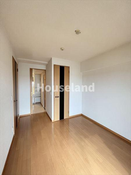 ユニ・アルス吹上プレジオの洋室