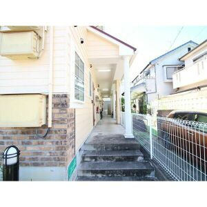 ミモザ館のエントランス