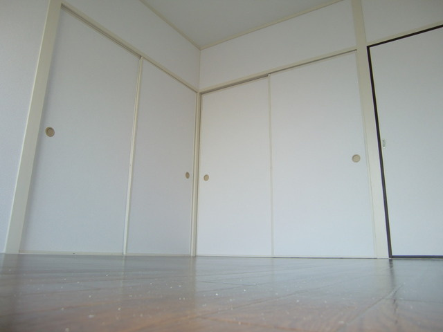 マツヤパークマンションの洋室