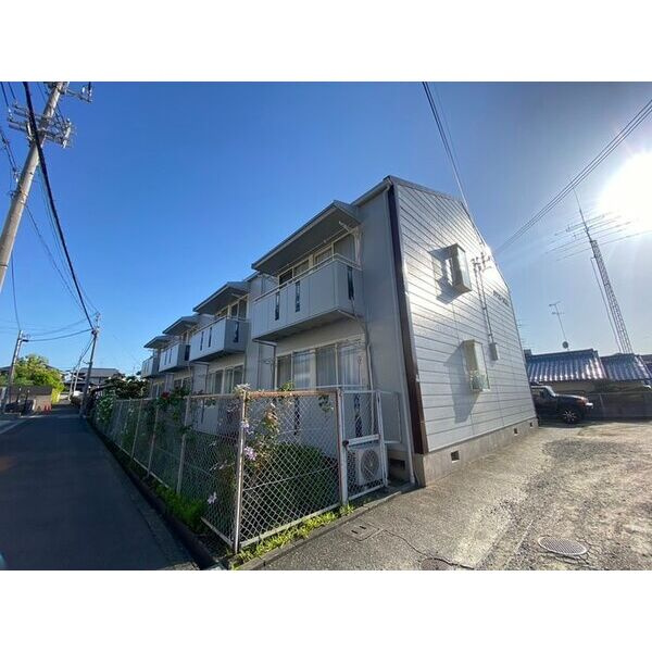 メゾンドール青葉の外観