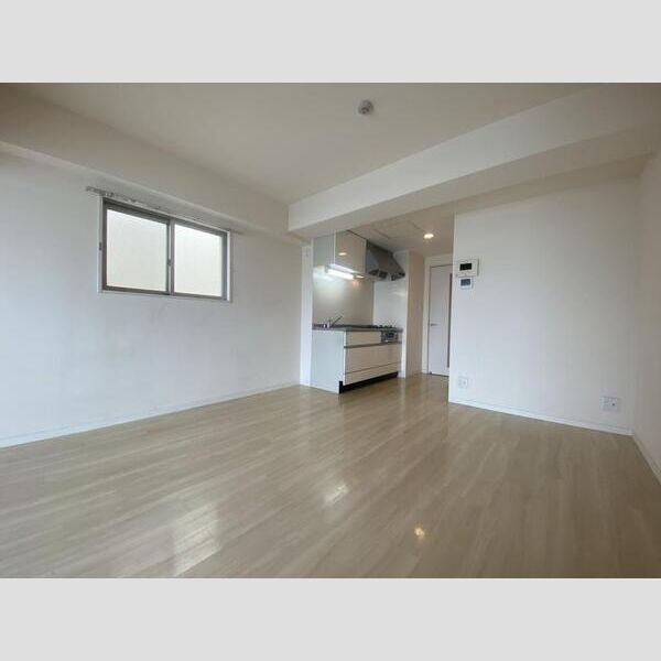 LaCASA江坂(ラカーサ江坂)の居間・リビング