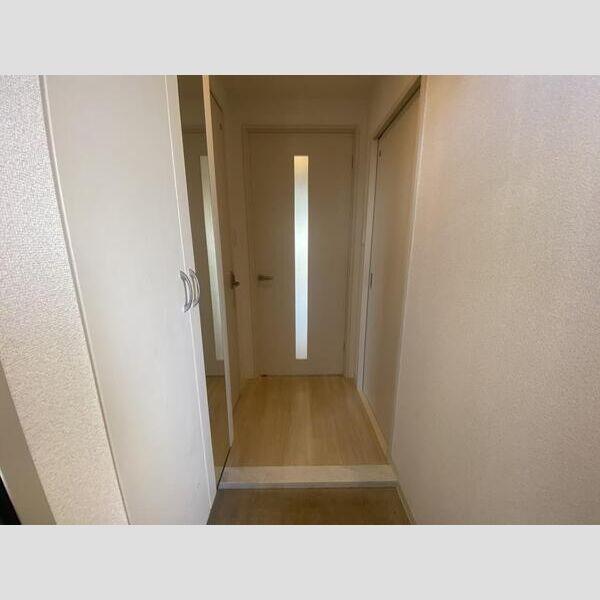 LaCASA江坂(ラカーサ江坂)の玄関