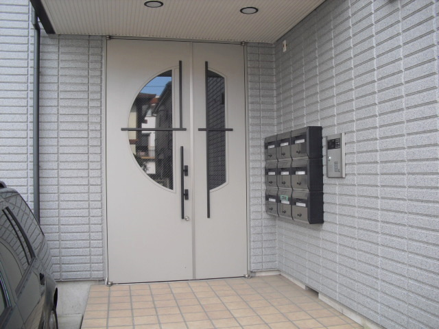 ルンドベルク丸山のエントランス|オートロック付エントランス