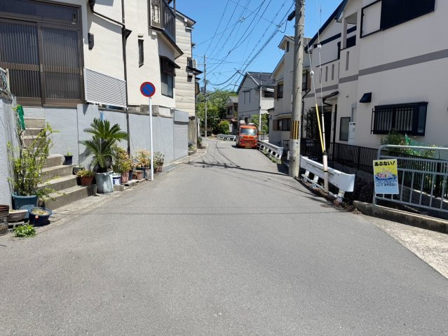 向日市寺戸町笹屋の前面道路含む現地写真|京都最大級の商業施設「イオンモール京都桂川」まで歩いて１０分！