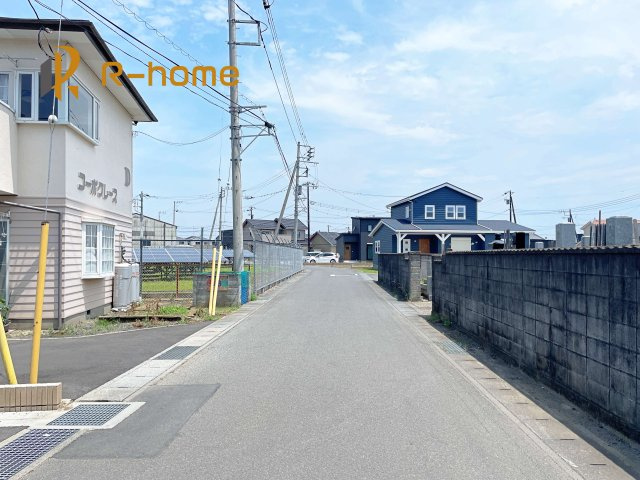ひたちなか市田彦第5　新築戸建て　3号棟の前面道路含む現地写真|堂々！建物完成♪実際のお部屋をご見学可能です♪
ご見学が一番の資料！お気軽にお問い合わせ下さい♪