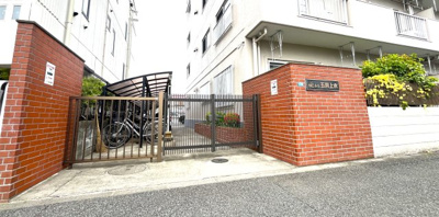 【エントランス】 | NICハイム玉川上水 | ちょっとレトロでお洒落なエントランスです！