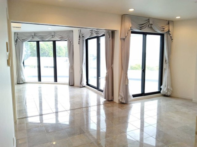 【居間・リビング】 | 芦屋市六麓荘町　中古戸建