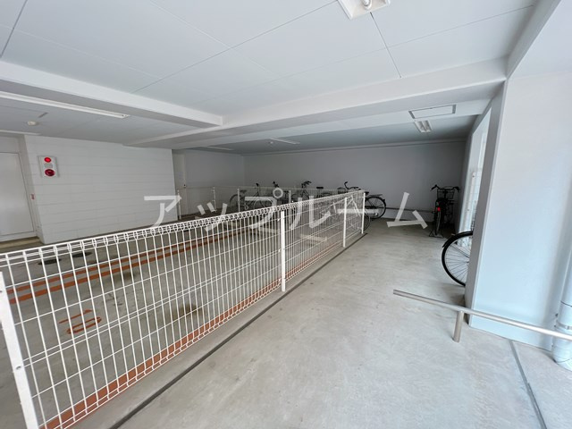 名古屋市守山区森宮町の賃貸マンションのロビー