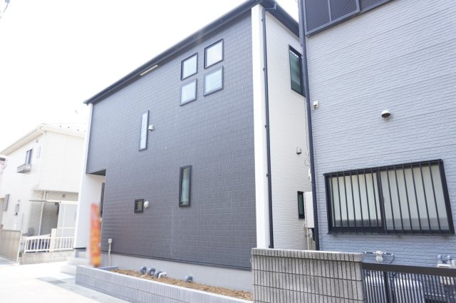 草加市長栄2丁目 新築分譲住宅 の外観