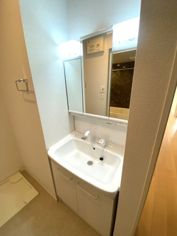 ルガール　ソレアードの独立洗面台