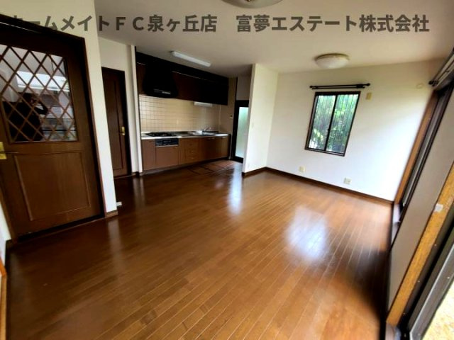 【居間・リビング】 | 高倉台2丁戸建