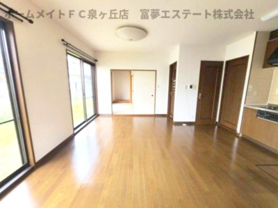 【居間・リビング】 | 高倉台2丁戸建