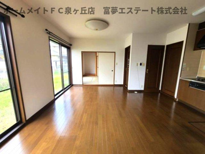 【居間・リビング】 | 高倉台2丁戸建