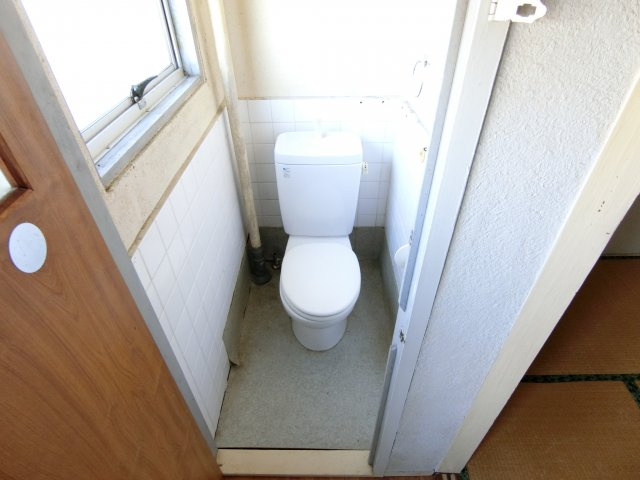 ひとみマンションのトイレ