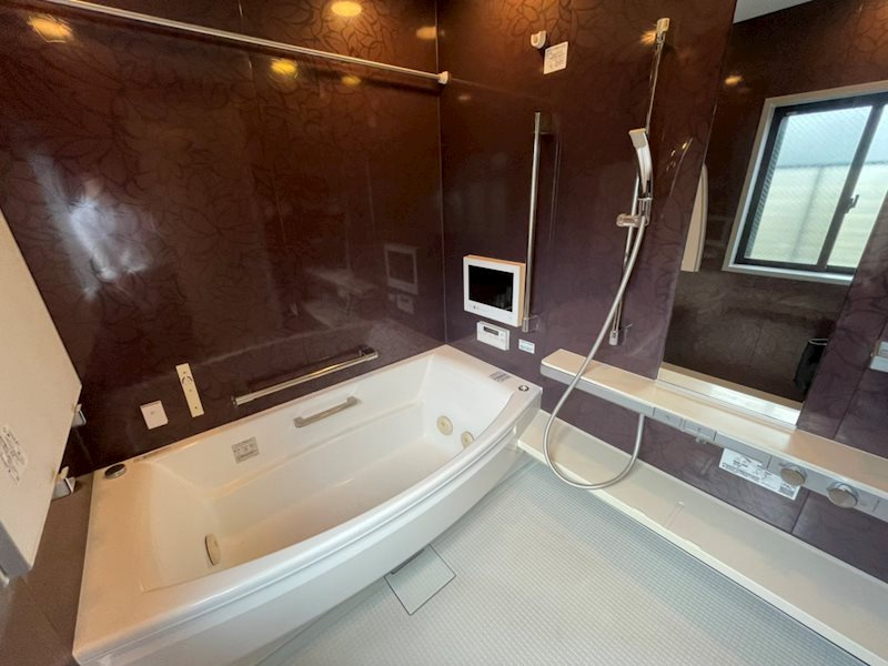 メゾン呉藤の浴室|ゆったり過ごせるお風呂です