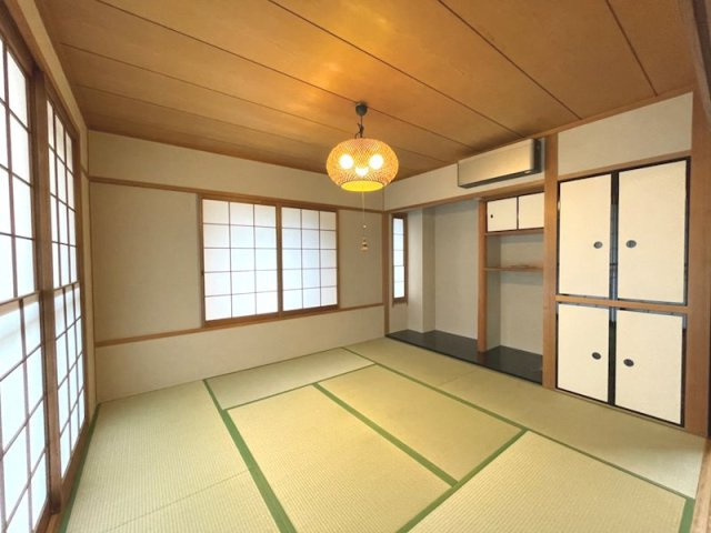 メゾン呉藤の和室