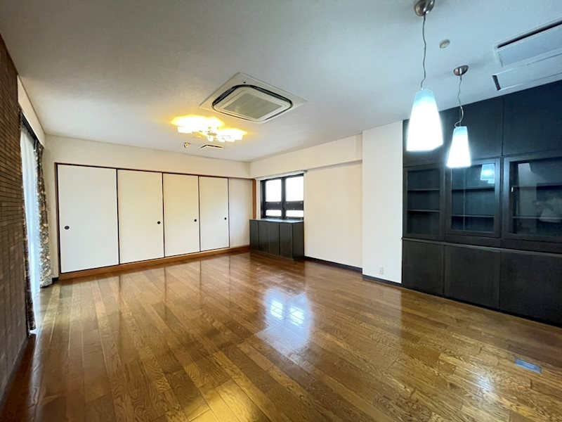 メゾン呉藤の居間・リビング|使いやすいリビングです