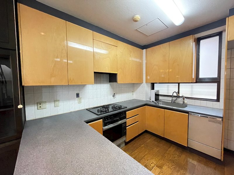 メゾン呉藤のキッチン|お料理しやすいキッチンです