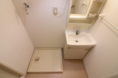 【独立洗面台】 | 森岡ビル | 洗濯機も室内に置けます