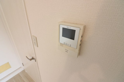 【セキュリティ】 | 森岡ビル | ＴＶモニター付きインターホンです