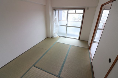 【和室】 | 森岡ビル | フローリングだけでなく、和室もあります