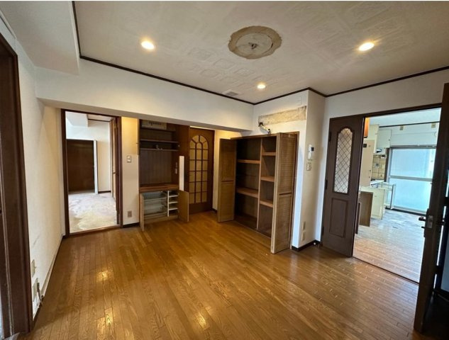 堺市堺区榎元町３丁の中古マンションの居間・リビング