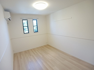 【寝室】 | プリムローズ　Ａ