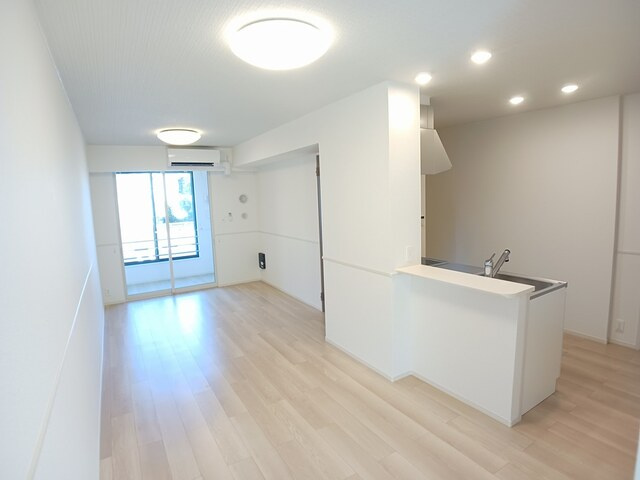 プリムローズ　Ａの居間・リビング