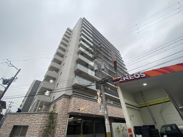 プレジオ荒本新町の外観