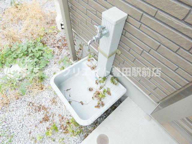 宇津木タウンの庭