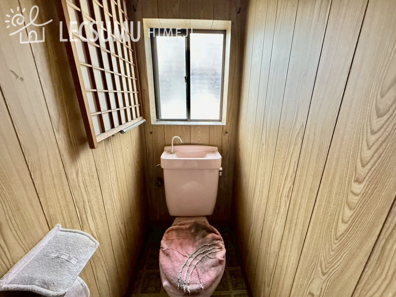 姫路市飾磨区構/中古戸建のトイレ