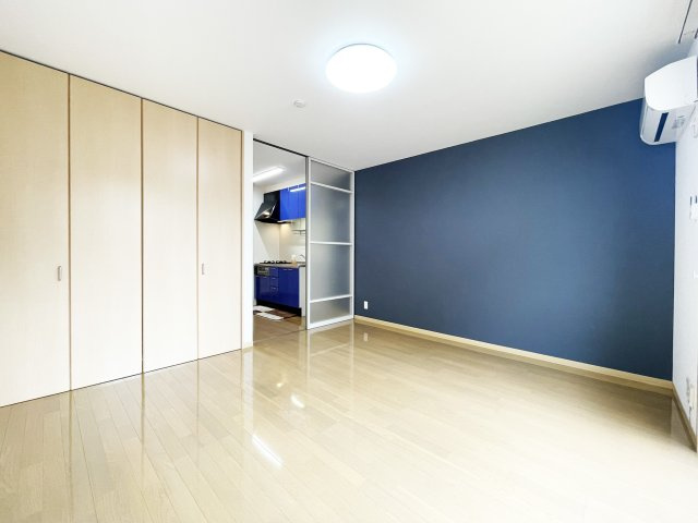 シャーメゾン安宅の居間・リビング