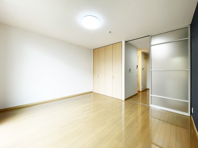 シャーメゾン安宅の居間・リビング