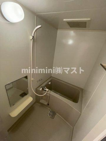 ソレアード昼ヶ丘の浴室