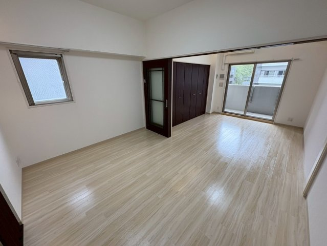 ランドルチェ大須｜名古屋市の賃貸ならMy賃貸の居間・リビング|ランドルチェ大須