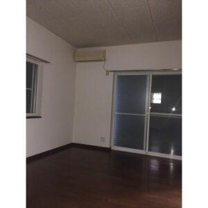 松山様扶桑町山那戸建(C/E)の居間・リビング