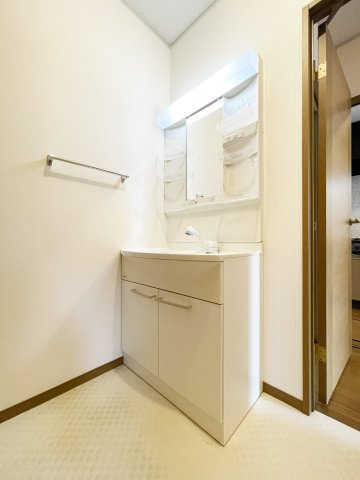 ステイトメント安宅　Ｂ棟の洗面所