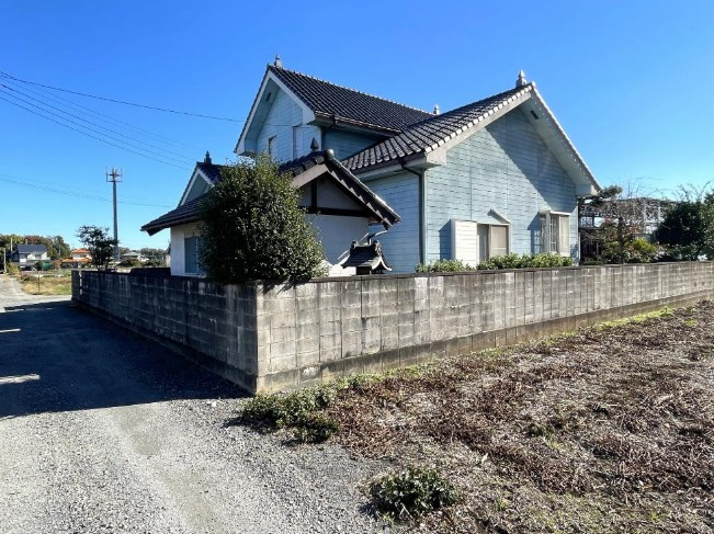 【中古】鶴ヶ島市下新田中古住宅の前面道路含む現地写真|前面道路含む現地写真です