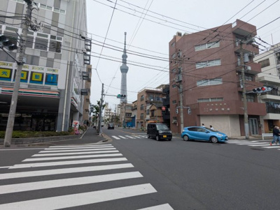 【前面道路含む現地写真】 | 墨田区横川１丁目の戸建