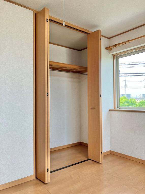 新白岡戸建の収納