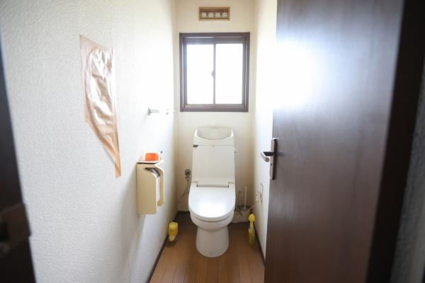 下郡　中古住宅のトイレ|1Fトイレ