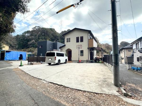 下郡山の手　中古戸建の前面道路含む現地写真|前面道路含む現地写真です